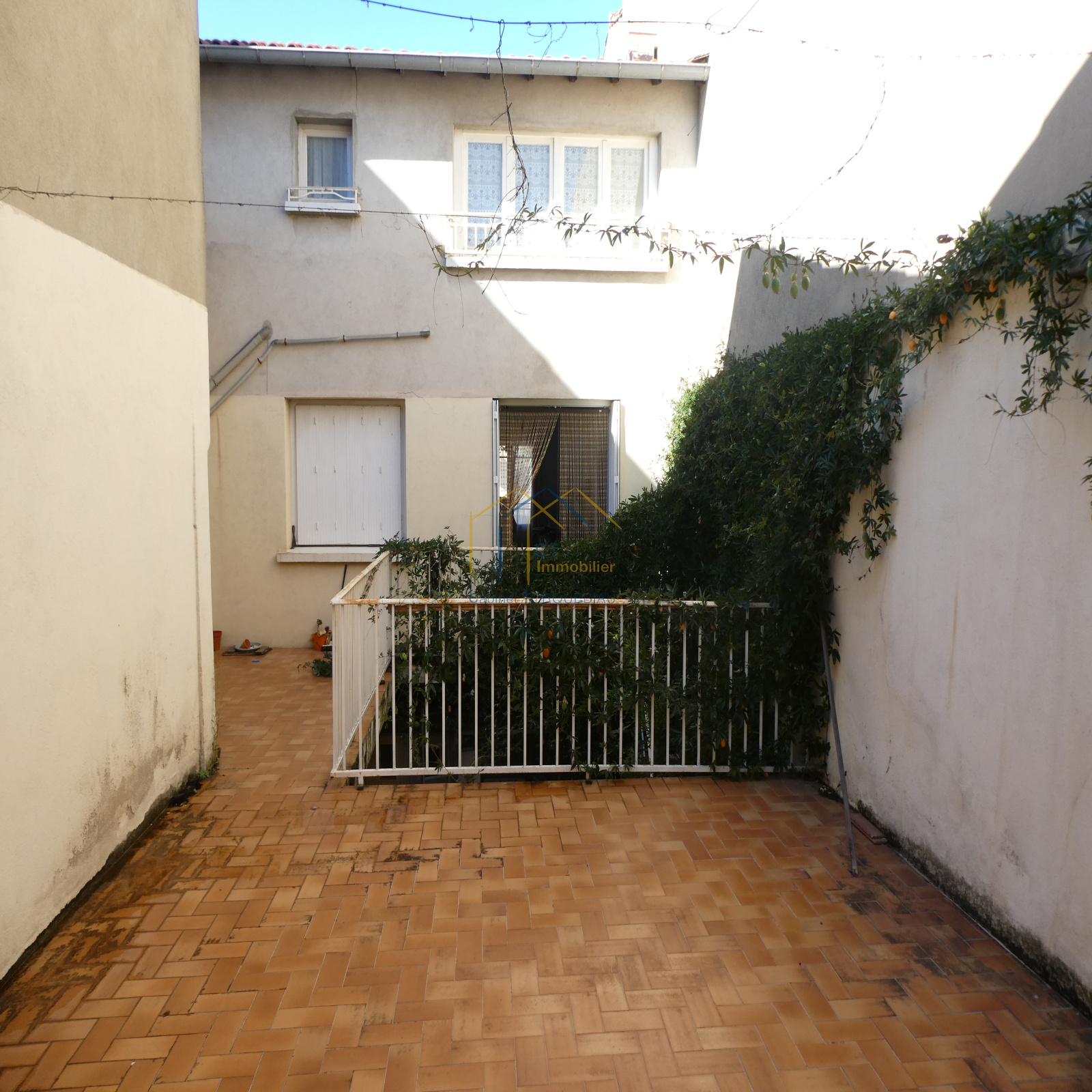 vente À vendre à ClermontL'Hérault Maison de ville avec terrasse 6