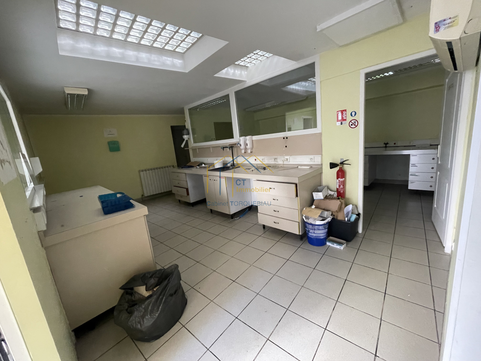 Image_, Local commercial, Gignac, ref :v0822